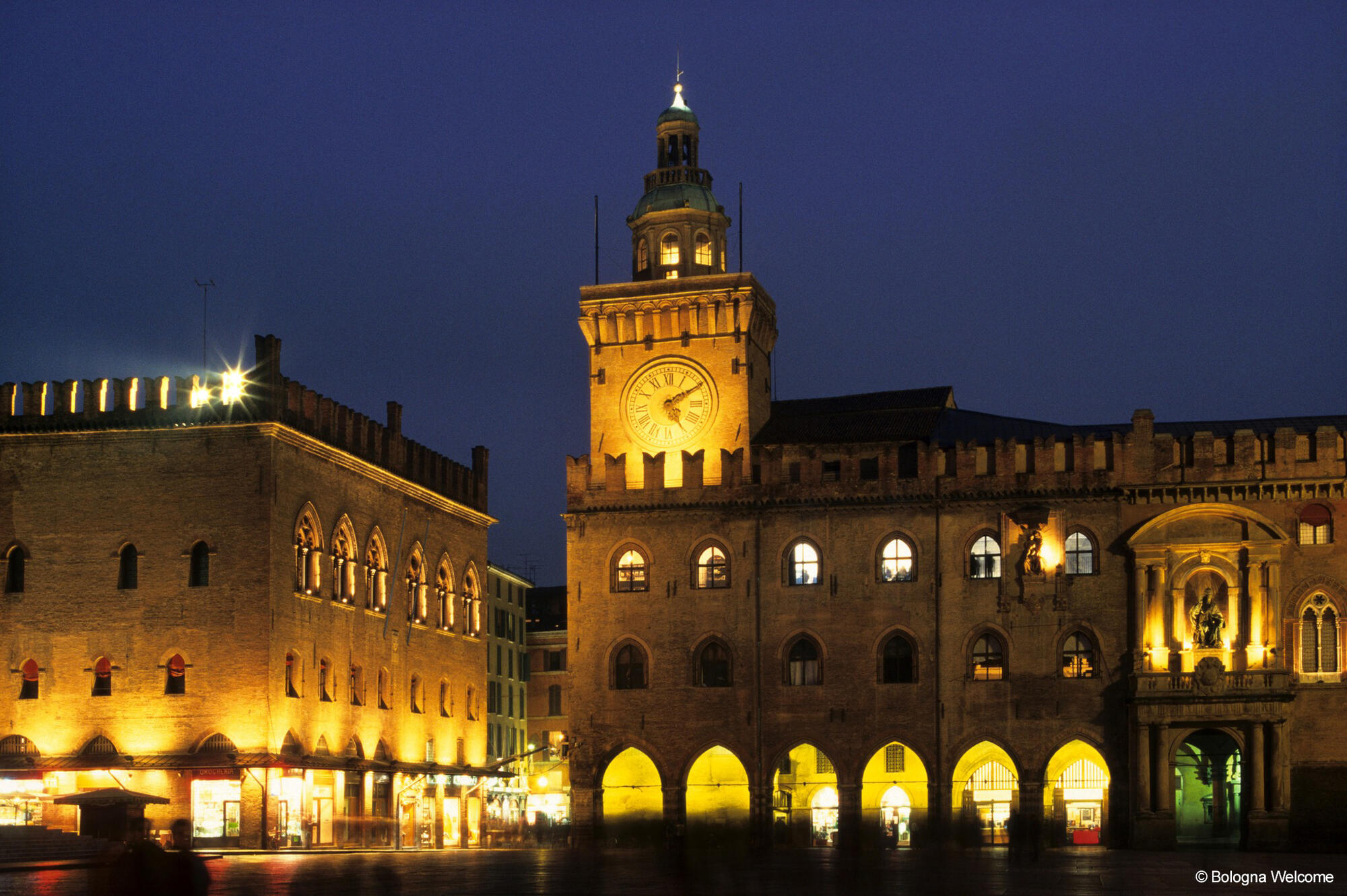 La Torre dell'Orologio di Bologna